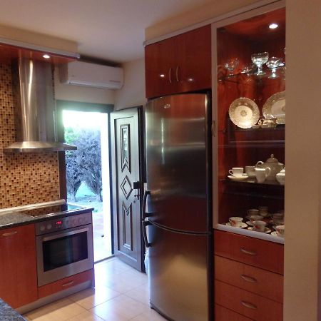 Villa George 아피토스 외부 사진