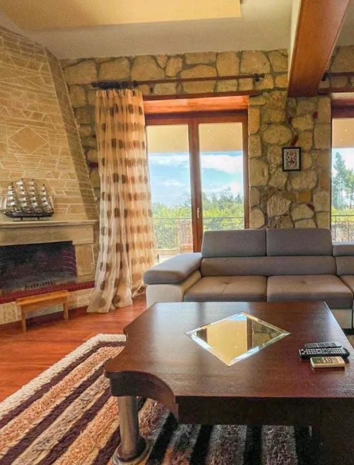 Villa George 아피토스 외부 사진