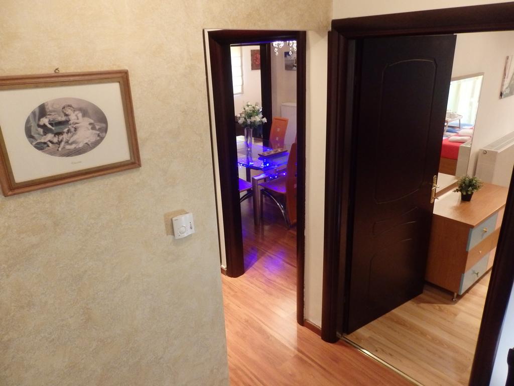Villa George 아피토스 외부 사진